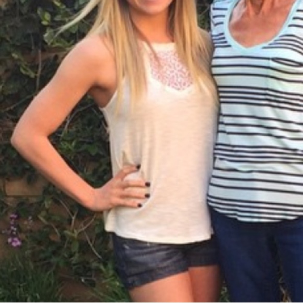 LA hearts XS tank